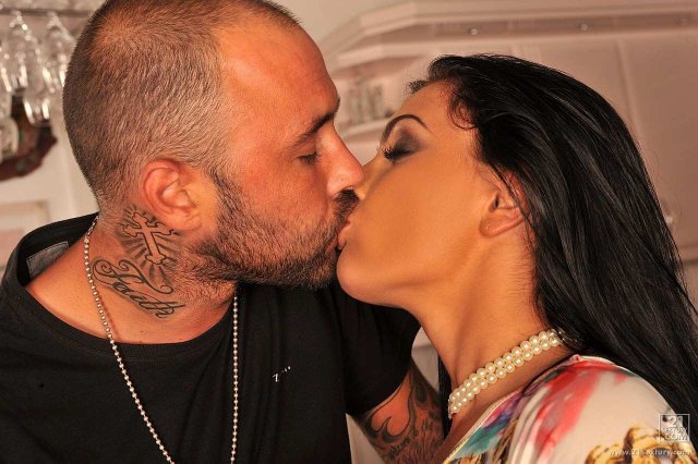 ����� ������������ ���� � ���������� ������� ��� ����� �������